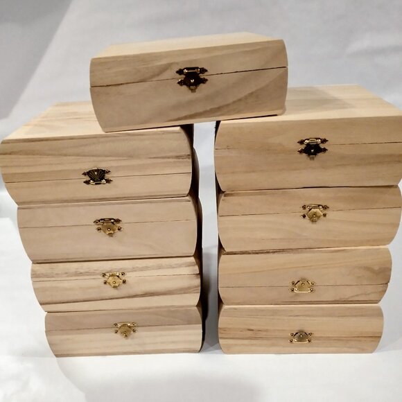 NWOT Unfinished Wood Cigar Boxes 7.25 x 7.25 x 2.75